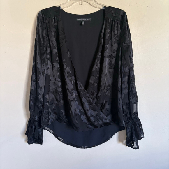 Women's White House Black Market Black Floral Silk Burnout Blouse Size 8 - Picture 5 of 13